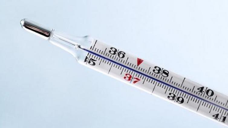 在家量体温，水银体温计碎了，应怎样处理？专家教你这样做！